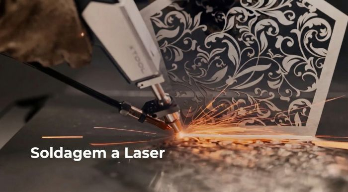 Soldagem a laser xToolMetalFab